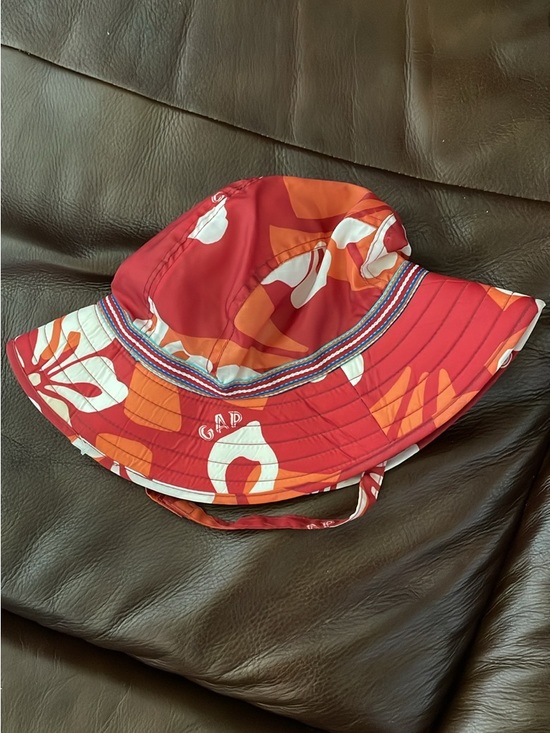 GAP Red Floral Bucket Hat with Orange Accents - Picture 7 of 8